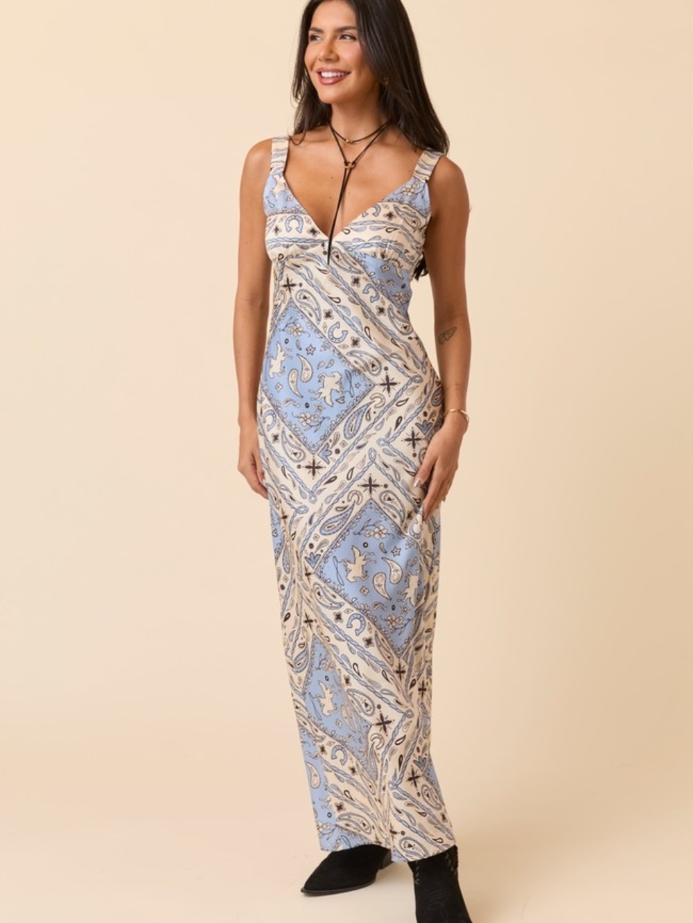 Pink Lily Light Blue Paisley V-Neck Maxi Dress